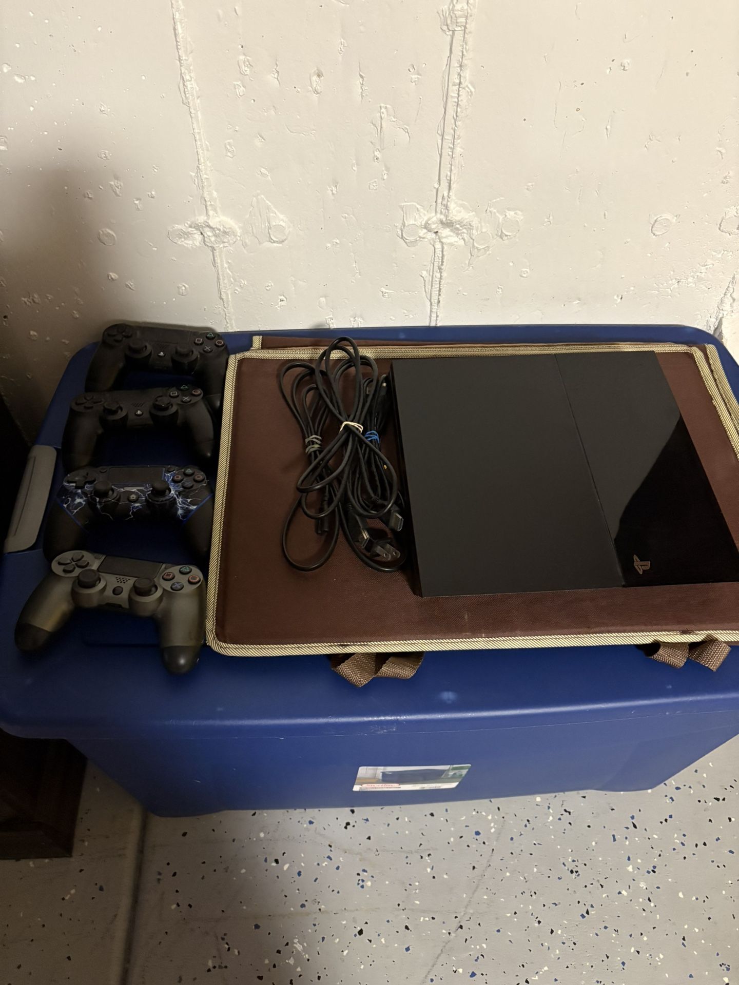 PS4