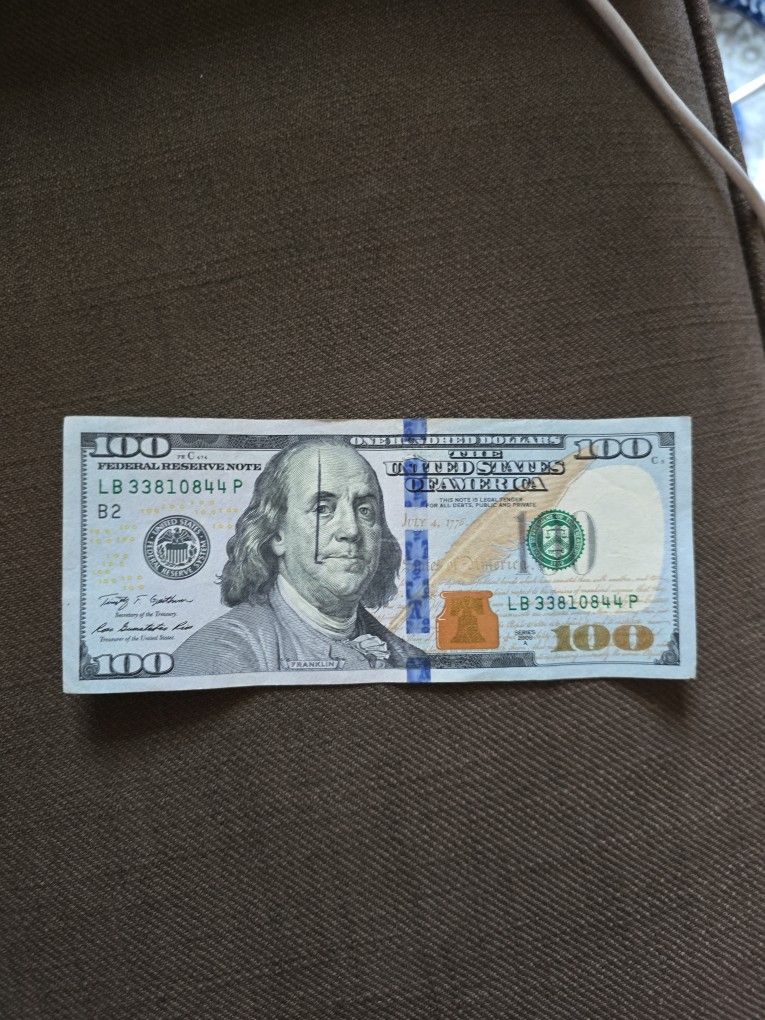 $100 Bill Misprint With Line (Tear Drop) Down Franklin's Face