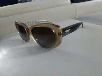 Coach sun glasses