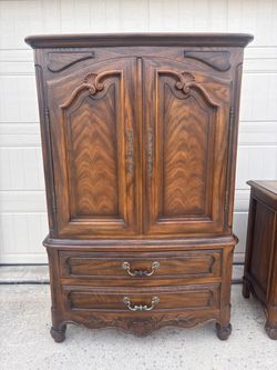 French Provincial Dresser