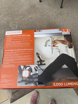 BLACK & DECKER WORK LIGHT