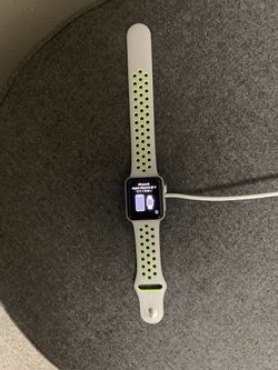 Apple Watch 2 38mm with Small & Medium Strap