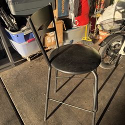 2 Bar stools/ stools