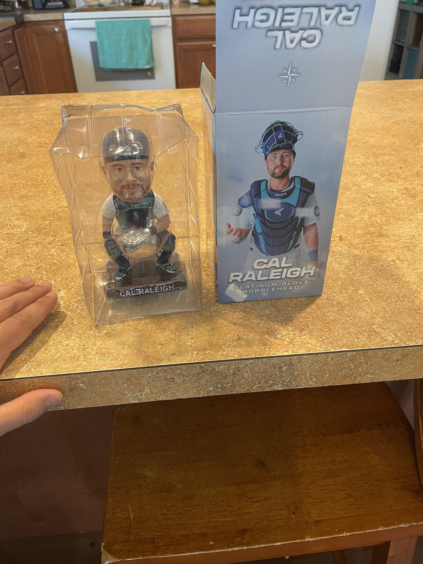 Cal Raleigh Platinum Glove Bobblehead