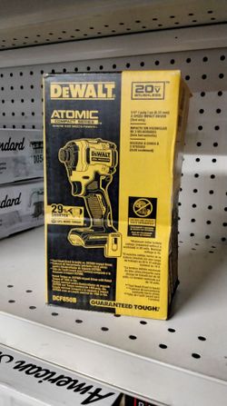 DEWALT 20V MAX BRUSHLESS 1/4"/PULG/PO (6.35 mm) 3 - SPEED IMPACT DRIVER (TOOL ONLY)