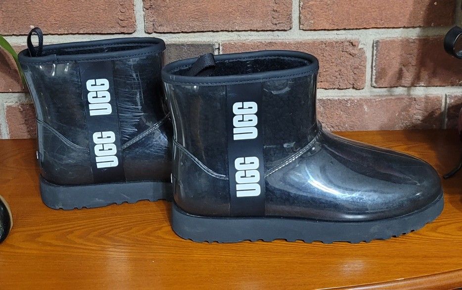 UGG Mini Boots Size 10