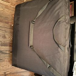 Earthlite Portable Massage Table — Excellent Condition + Bolster & Accessories