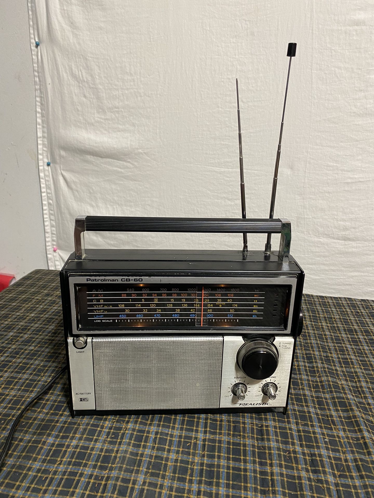 Vintage Realistic Patrolman CB-60 Model No. 12-766 Radio Tested Works!