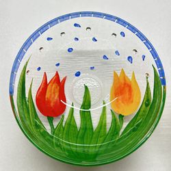 Set Of 2 Vintage Glass Bowls With Tulip Design