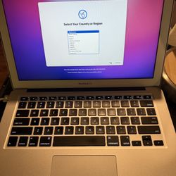 2017 Apple Macbook Air 