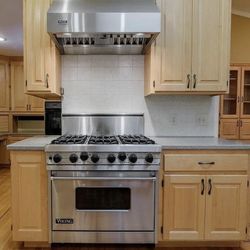 6 Burner Viking Range & Vent Hood