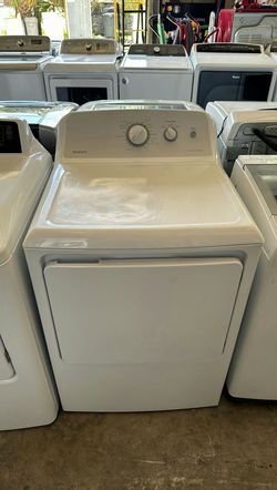 Hotpoint Basic Dryer White - Front Control Panel Standard Drum