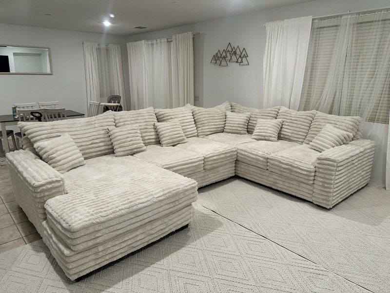 Hermoso Sectional 3 Pcs Cream Corduroy Super Grande $2599