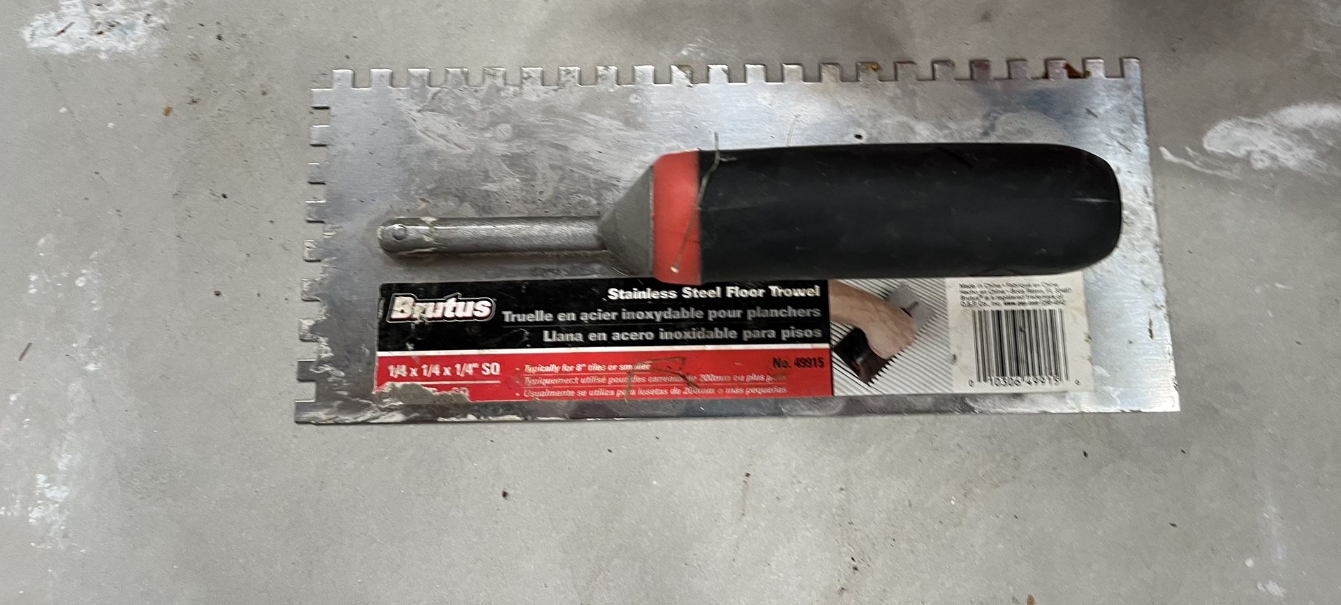 Brutus Hand Floor Trowel