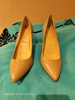 Calvin Klein Nude Pumps