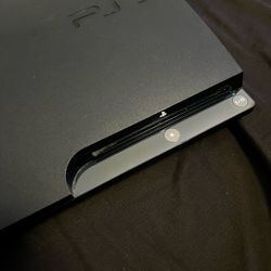 PlayStation 3 slim bundle