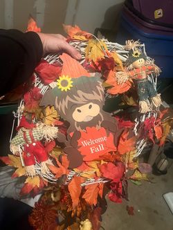 Welcome Fall Highland Cow Decorative Wreath