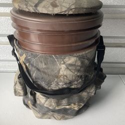 Sports bucket/cooler/seat 