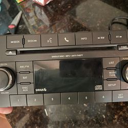 Dodge Chrysler Jeep Oem MP3 Radio 