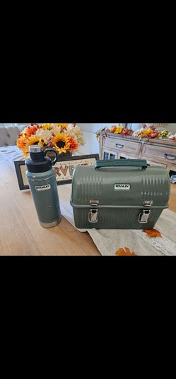 Stanley lunchbox and thermos