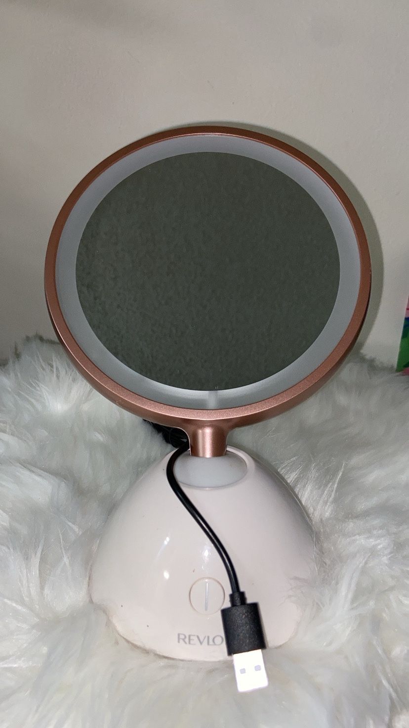 Revlon Illuminating Led Cordless Beauty Mirror