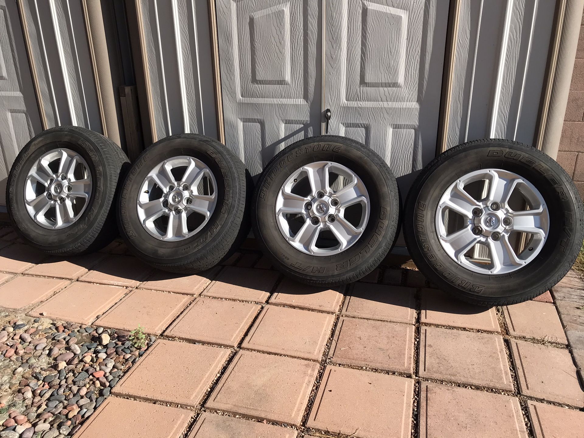 Toyota Tundra Wheels 275/65R18