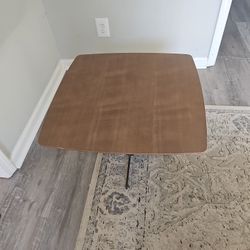 Coffee Table And Side Table 