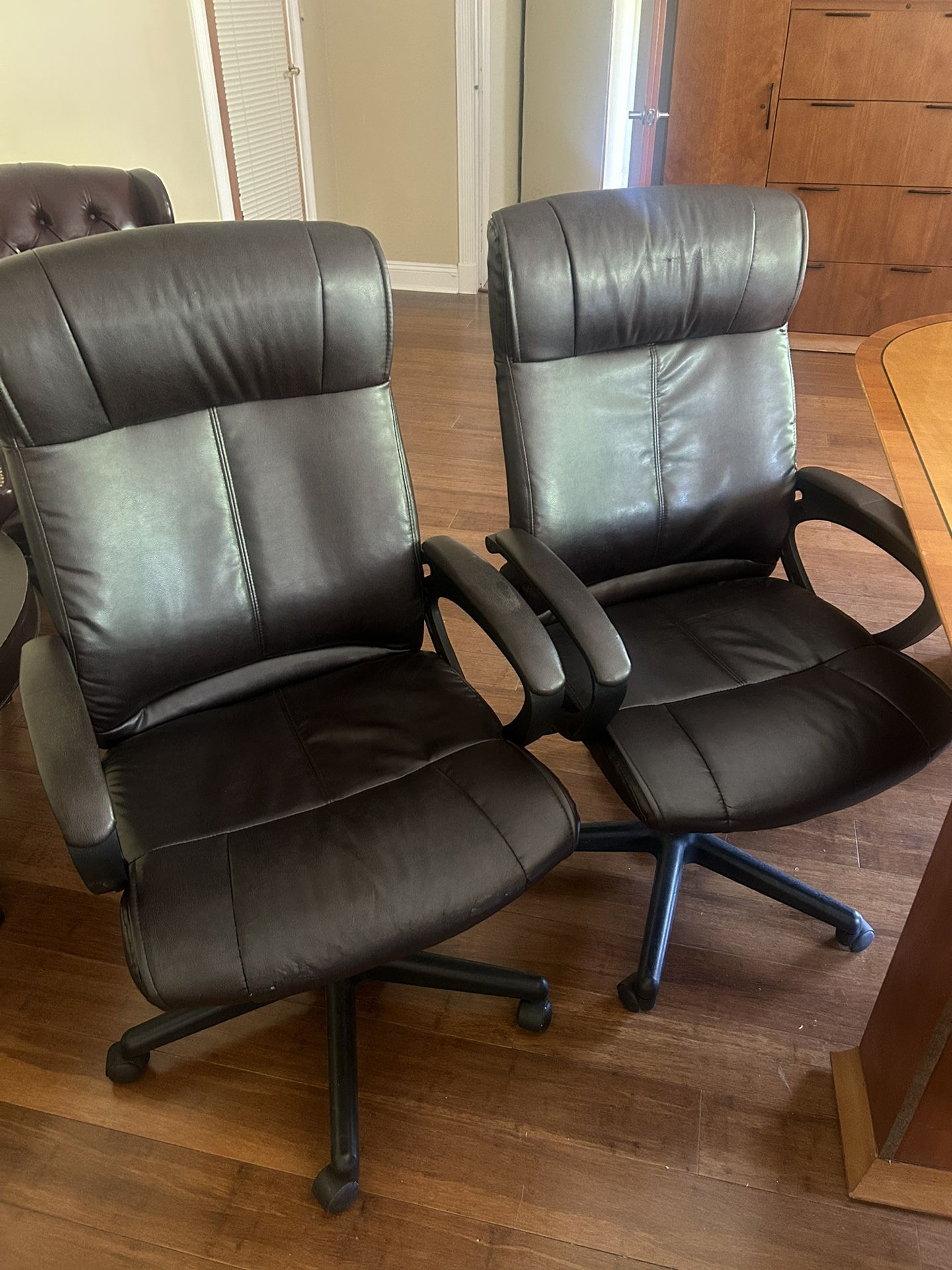 Office Chairs. 