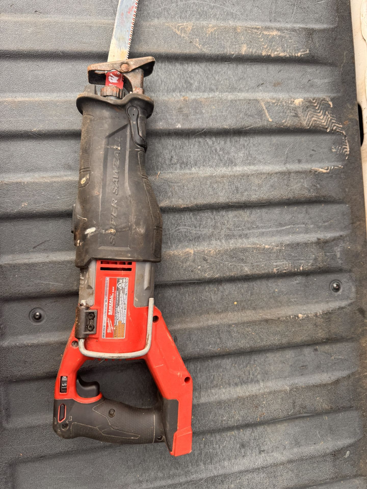 Milwaukee M 18 Bandsaw