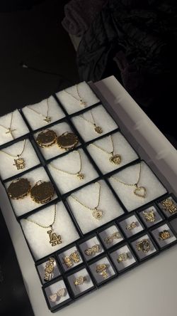 GOLD JEWELRY!!!