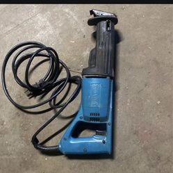 Heavy Duty Makita Reciprocating Saw.  Corded Sawzall