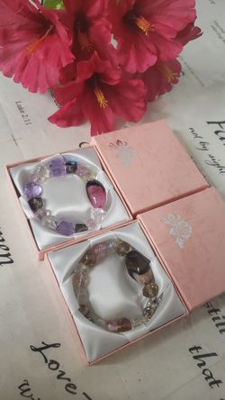 2 pair crystal beads