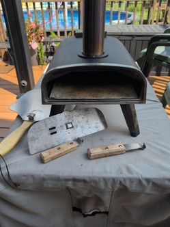 Pizza oven