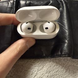 Apple Airpod Pro (1st Gen) Lightning Port