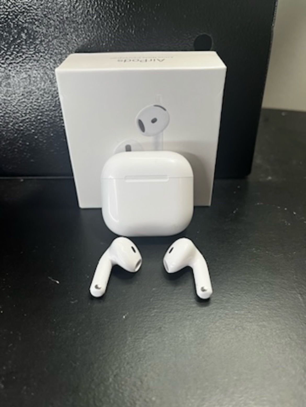 AirPod 4