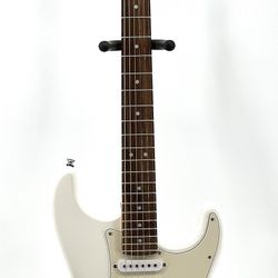 Donner Electric Guitar, DST-152 Electric Guitar. HSS Pickup Coil Split, with Gig Bag
