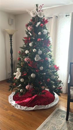 7.5 Feet Decorated Artificial Christmas Tree