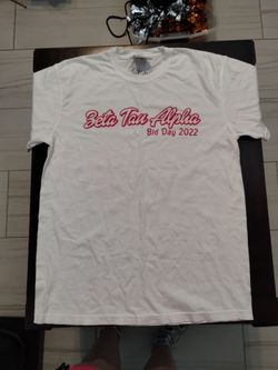 white Zeta Tau Alpha bid day 2022 Size M