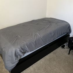 Twin Bed With 3 Drawer Storage