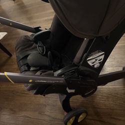 Doona stroller/car seat