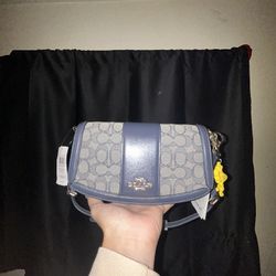 Coach Shoulder Bag 