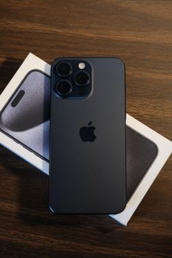 iPhone 15 Pro Max - 256GB - Blue Titanium - Unlocked