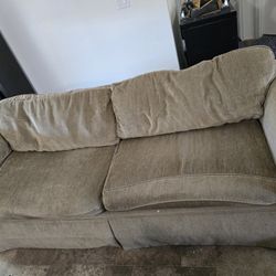 FREE 7'COUCH