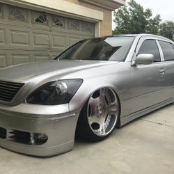2004 Lexus LS 430