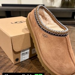 Ugg Tasman Chestnut Sizes 6w, 7w, & 8w