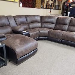 Ashley 5 Pcs Reclining Sectionals Sofas Couchs with Chaise Finance and Delivery Available 
