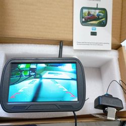 WIRELESS BACKUP CAMERA SYSTEM 4.3 IN SCREEN FOR CARS,TRUCKS AND MORE