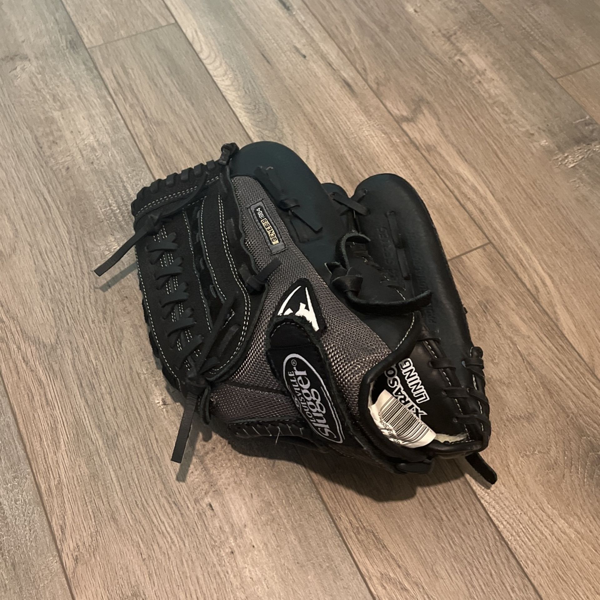 Louisville Slugger Baseball Gloves