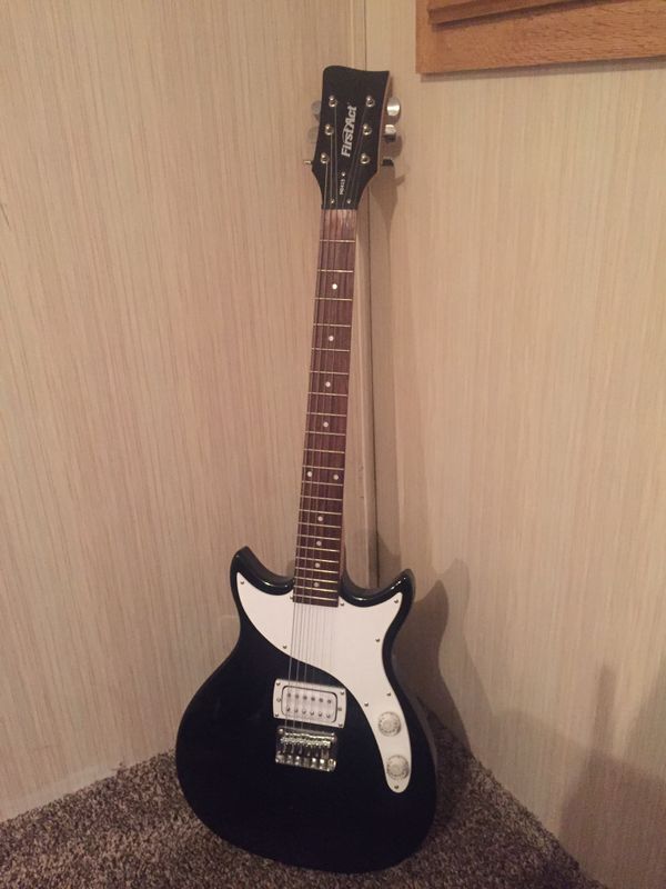 First Act 6 Stings Electric Guitar Me415 Black And White For In First Act 6 Stings Electric Guitar Me415 Black And White