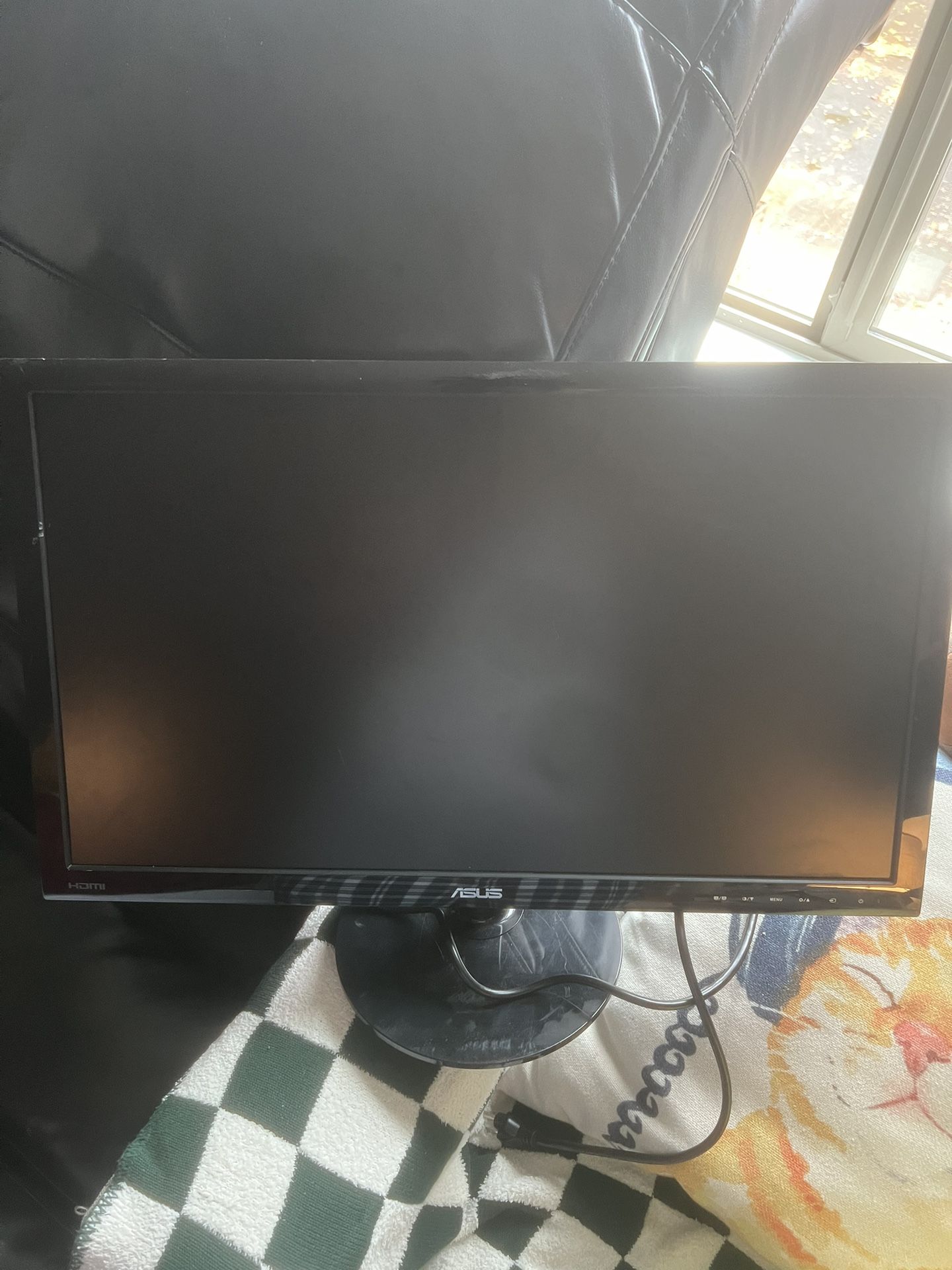 35 Inch Monitor  